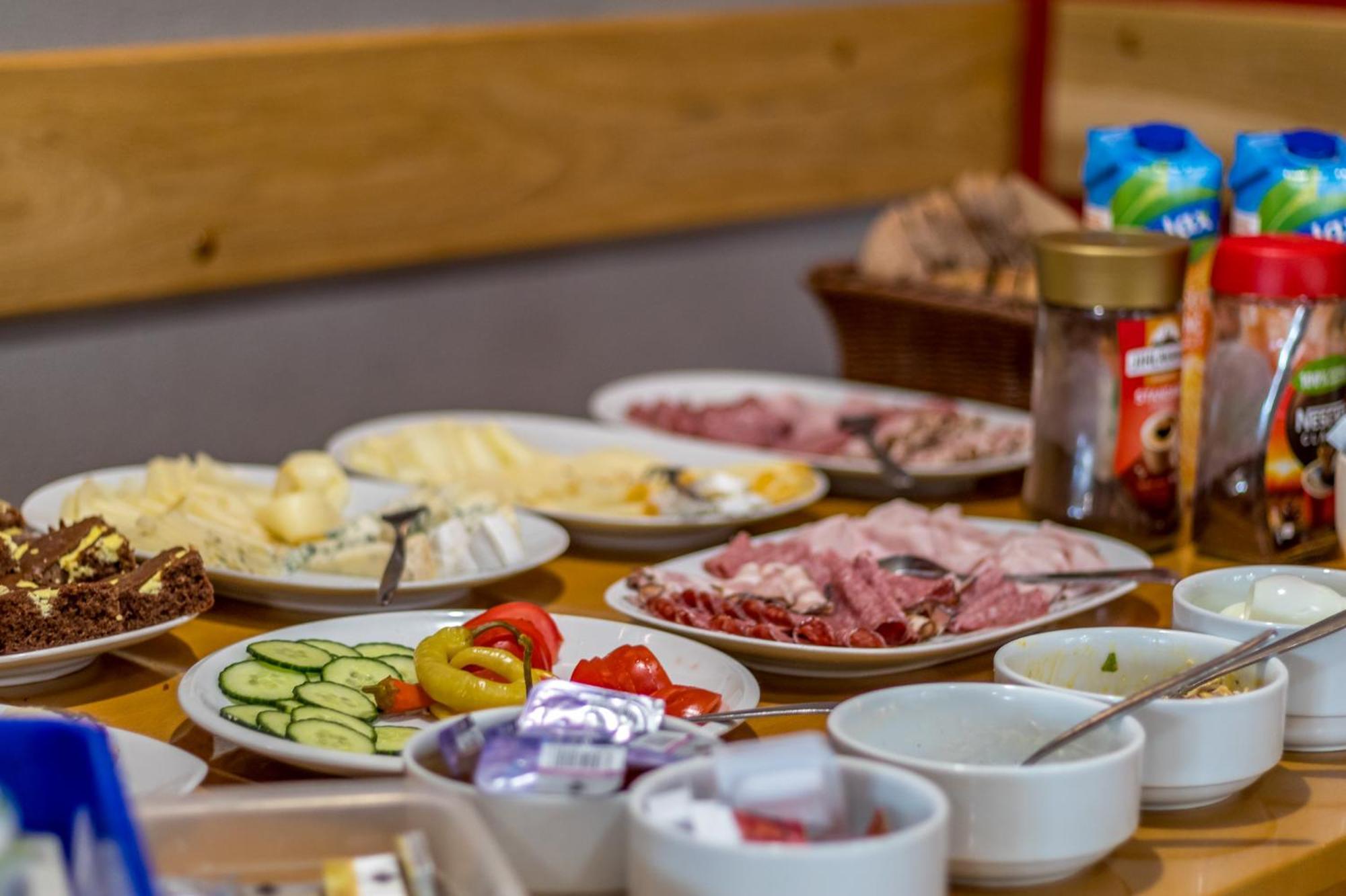 Penzion A Restaurace U Vladare Toužim エクステリア 写真